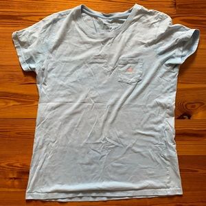 Vineyard Vines tee